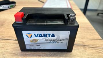 Varta TX9 AGM accu 12v 8Ah 135A NIEUW