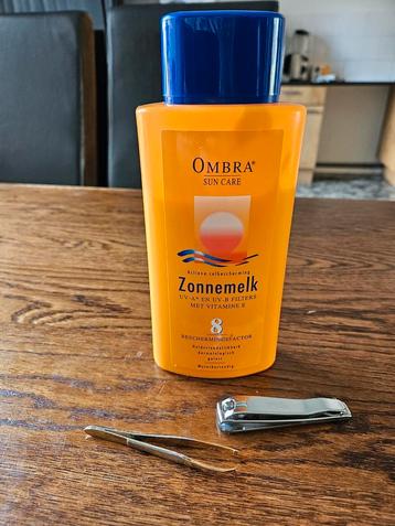 Fles Zonnebrandcrème + Nagelknipper + Pincet beschikbaar voor biedingen