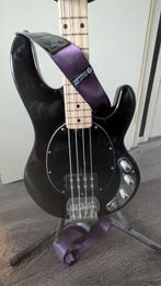 Sterling Stingray 4 Black - Elektrische basgitaar, Muziek en Instrumenten, Ophalen, Zo goed als nieuw, Elektrisch