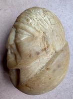 Portret van een native American (materiaal: Tagua noot), Antiek en Kunst, Kunst | Niet-Westerse kunst, Ophalen of Verzenden