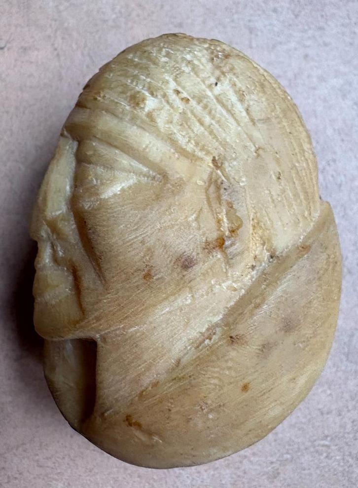 Portret van een native American (materiaal: Tagua noot), Antiek en Kunst, Kunst | Niet-Westerse kunst, Ophalen of Verzenden