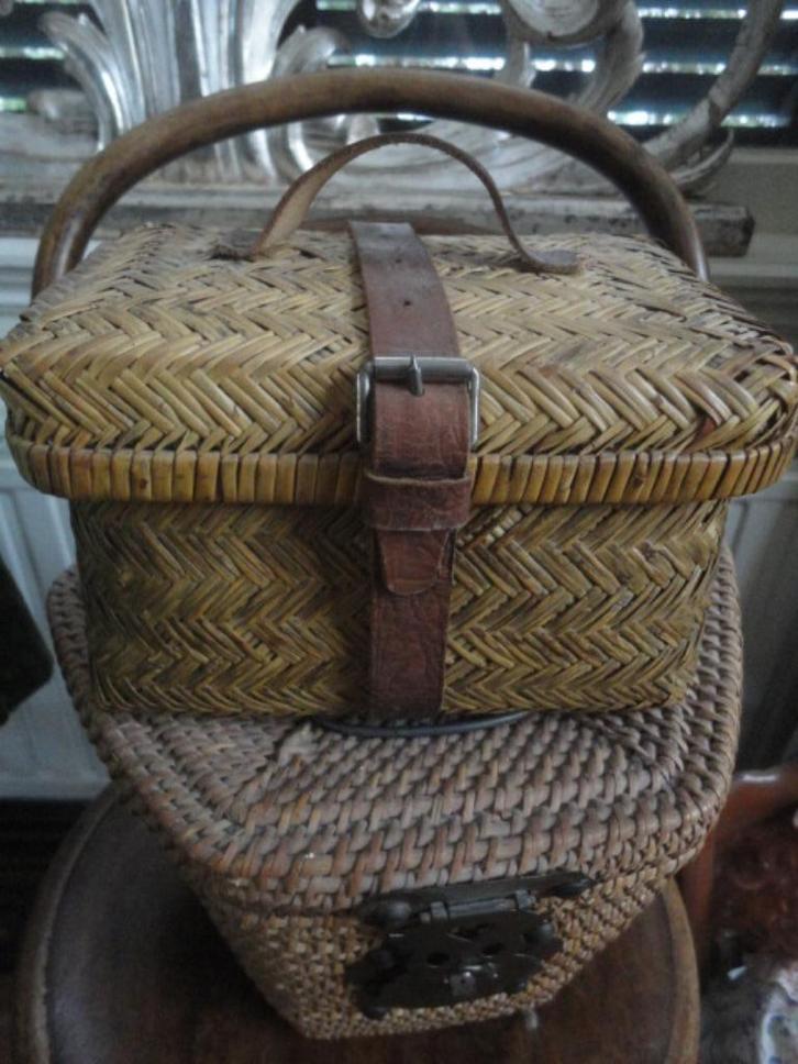 prachtig antiek REISMANDJE, bijzonder qua formaat no. 2, Antiek en Kunst, Antiek | Woonaccessoires, Ophalen of Verzenden