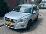 VW Tiguan Sport&Style 2.0 4MOTION DSG Trekhaak Carplay NAP, Automaat, Stof, Zwart, 4 cilinders