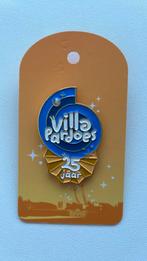 Villa Pardoes pin 25 jarig jubileum op kaartje, Verzamelen, Speldjes, Pins en Buttons, Ophalen of Verzenden, Nieuw