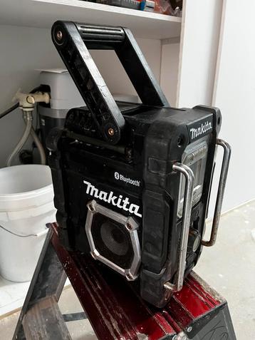 Makita dmr106 beschikbaar voor biedingen
