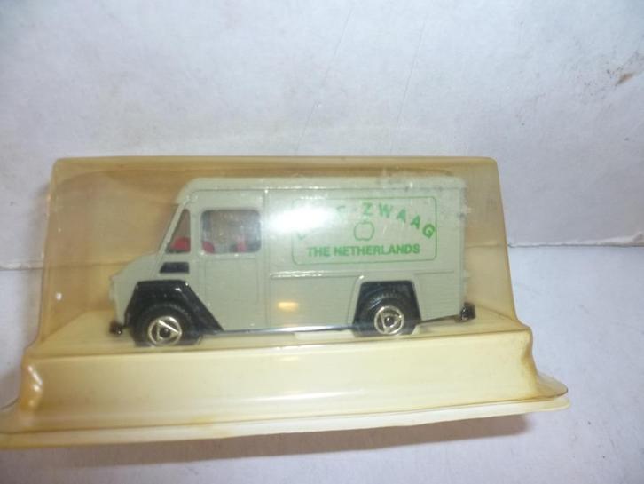 Efsi Commer 301 Leaf Zwaag The Netherlands 1:64 modelauto, Hobby en Vrije tijd, Modelauto's | Overige schalen, Nieuw, Auto, Ophalen of Verzenden