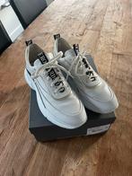 Nero Giardini witte sneakers maat 40, Kleding | Dames, Schoenen, Nero Giardini, Ophalen of Verzenden, Wit, Zo goed als nieuw