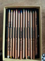 Karisma Colour Pencils - 12 Stuks Zo Goed Als Nieuw, Hobby en Vrije tijd, Tekenen, Ophalen of Verzenden, Zo goed als nieuw, Potlood of Stift