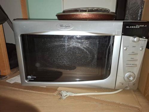 whirlpool Futura Combi magnetron, Witgoed en Apparatuur, Magnetrons, Gebruikt, Inbouw, 45 tot 60 cm, Ophalen