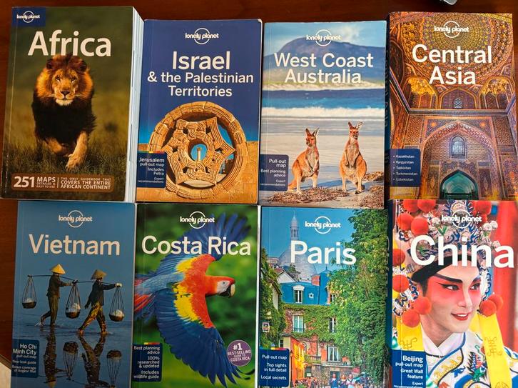 Lonely Planet Reisgidsen - Diverse bestemmingen, Boeken, Reisgidsen, Zo goed als nieuw, Reisgids of -boek, Europa, Lonely Planet