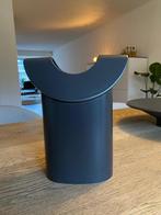 Design vaas van Paulus van Leeuwen, Huis en Inrichting, Woonaccessoires | Vazen, Zwart, Aardewerk of Porselein, Ophalen of Verzenden