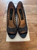 Donker blauwe Zerba Italia Limited Pumps Maat 39, Kleding | Dames, Schoenen, Pumps, Zerba, Blauw, Ophalen of Verzenden