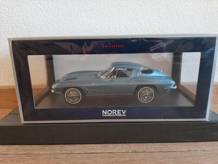 1:18 Chevrolet Corvette C2 Sting Ray 1963 Norev, Hobby en Vrije tijd, Modelauto's | 1:18, Nieuw, Auto, Norev, Ophalen of Verzenden