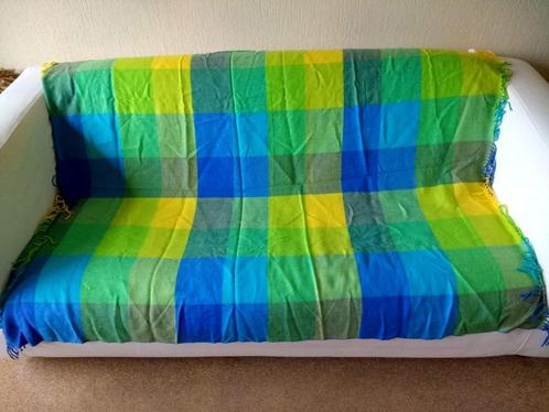 Nieuwe,geruite plaid in groen,blauw,geel,geblokt, Huis en Inrichting, Woonaccessoires | Plaids en Woondekens, Nieuw, Ophalen of Verzenden