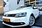 Volkswagen Jetta 1.4 TSI Hybrid Highline PDC/LMV17/NAVI/PANO, Auto's, Volkswagen, Te koop, 73 €/maand, 1405 kg, Gebruikt