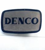 Pin - DENCO, Verzamelen, Verzenden, Zo goed als nieuw, Merk, Speldje of Pin