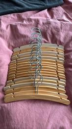 19 houten kledinghangers voor baby-kind, Ophalen, Zo goed als nieuw