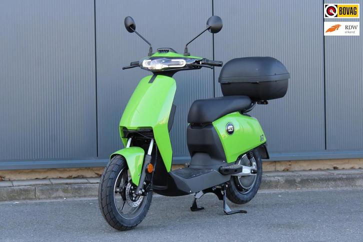 Vmoto N/A Super Soco CUX - RIJKLAAR & OP KENTEKEN INCL. OPLA, Fietsen en Brommers, Brommers | Overige merken, Gebruikt
