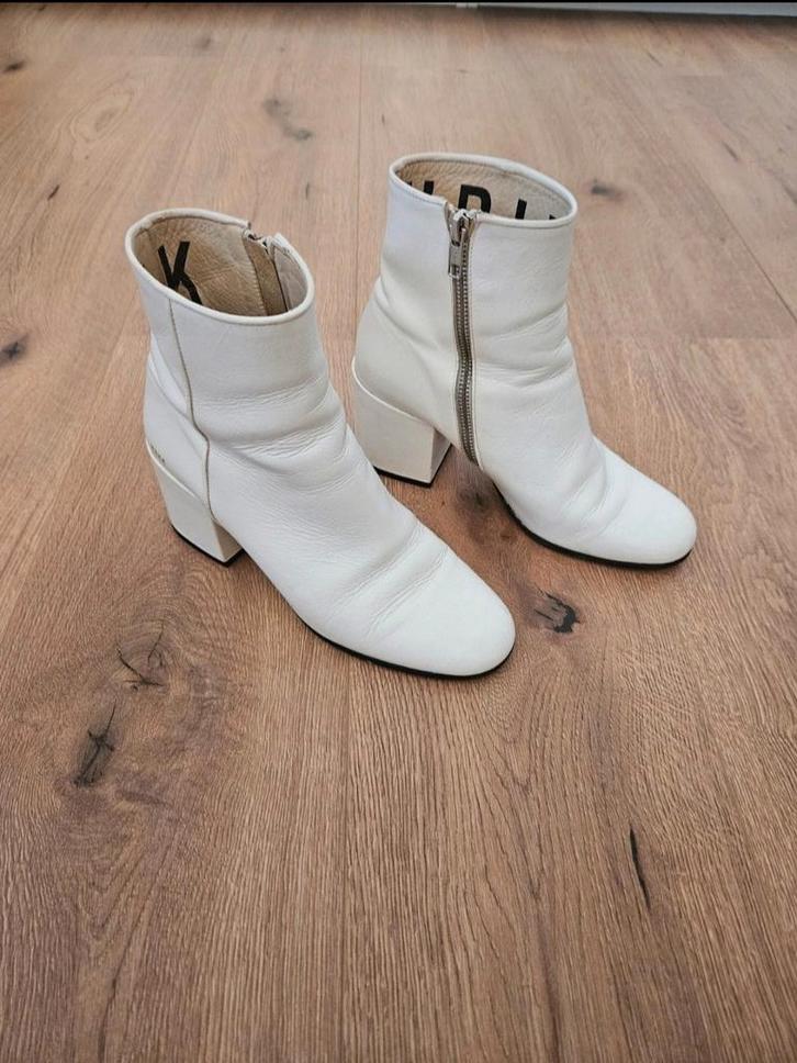 Witte leren laarzen Nubikk maat 37, Kleding | Dames, Schoenen, Zo goed als nieuw, Lage of Enkellaarzen, Wit, Ophalen of Verzenden