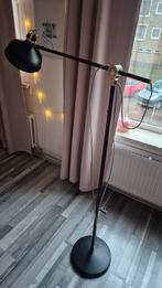 Te koop mooie zwarte ikea lamp zware kwaliteit als nieuw zdm, Ophalen, 100 tot 150 cm, Zo goed als nieuw, Metaal