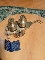 Miniatuur Melkkar met Melkbussen - Souvenir, Antiek en Kunst, Verzenden
