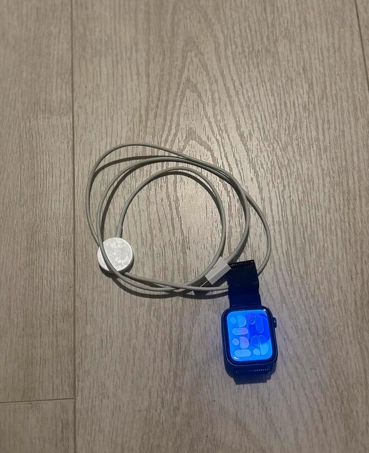 Apple Watch Series 6, Sieraden, Tassen en Uiterlijk, Smartwatches, Zo goed als nieuw, Android, Zilver, Calorieverbanding, Conditie