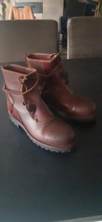 Winter schoenen., Bruin, Lage of Enkellaarzen, Ophalen of Verzenden, Zo goed als nieuw