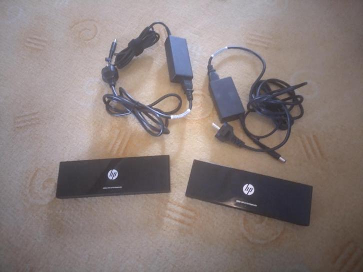 1 HP dockingstation, Computers en Software, Dockingstations, Gebruikt, Docking station, Laptop, Ophalen of Verzenden