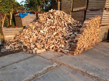 Haardhout kachelhout  kloofhout  260 kuub op voorraad  beschikbaar voor biedingen