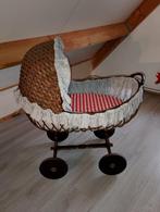 Rotan wieg, Kinderen en Baby's, Babywiegjes en Ledikanten, Ophalen, Gebruikt, Wieg