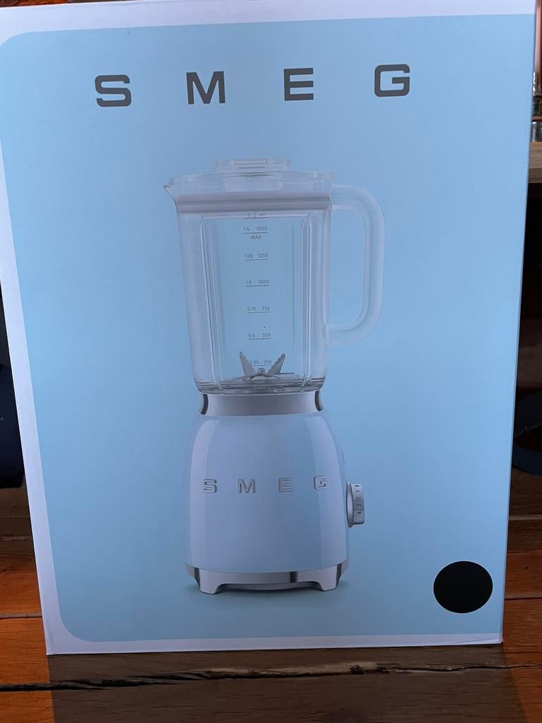 SMEG blender, Witgoed en Apparatuur, Blenders, Zo goed als nieuw, Blender, Ophalen