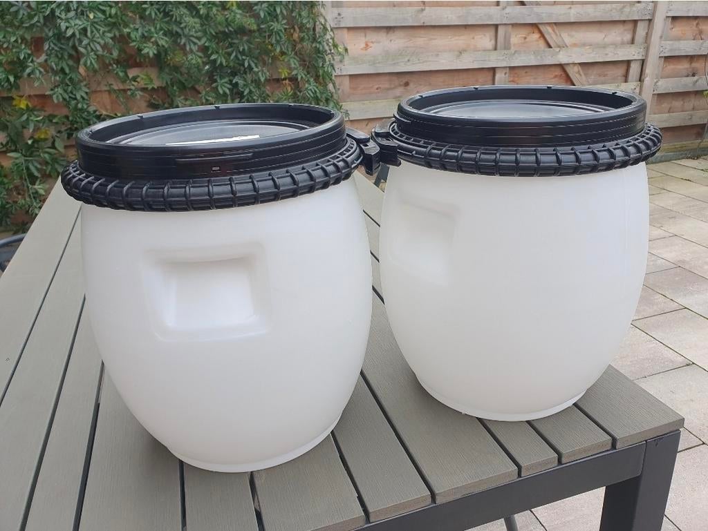 Tonnen met luchtdichte sluiting., Dieren en Toebehoren, Dierenvoeding, Ophalen of Verzenden