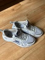 Fila Sneakers 39 wit blauw gedragen dames, Ophalen of Verzenden, Zo goed als nieuw, Wit, Sneakers of Gympen