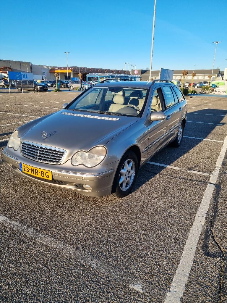 Mercedes-Benz C-Klasse 1.8 C200AUT nieuwe Apk, Automaat, Achterwielaandrijving, Lederen bekleding, 4 cilinders