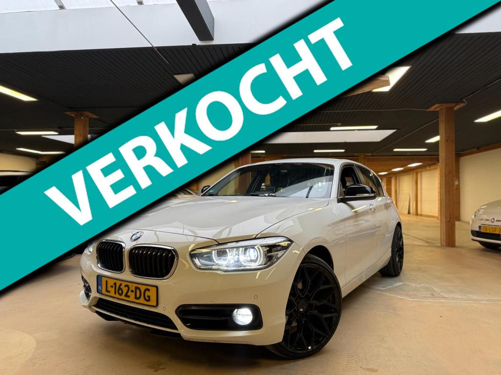 BMW 1-serie 120d xDrive High Executive Trekhaak Xenon, Auto's, BMW, Leder en Stof, Bedrijf, Diesel, Vierwielaandrijving