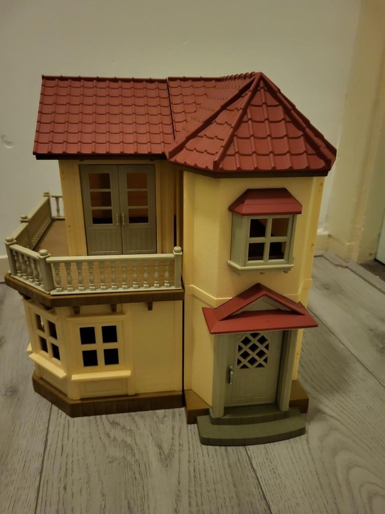 Sylvanian family huis met verlichting 50 euro, Kinderen en Baby's, Speelgoed | Poppenhuizen, Ophalen of Verzenden, Gebruikt, Poppenhuis