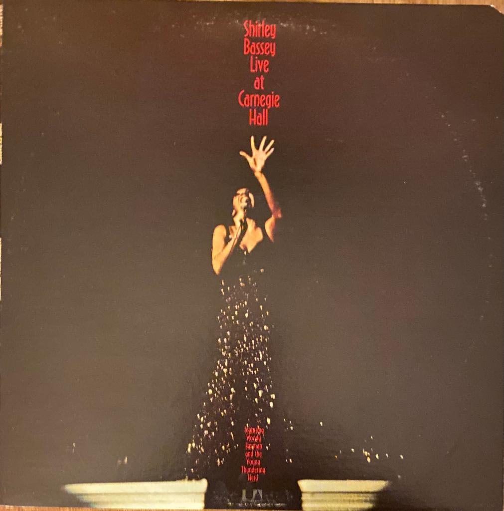 Shirley Bassey Live at Carnegie Hall Dubbel LP, Ophalen of Verzenden, Zo goed als nieuw, 12 inch