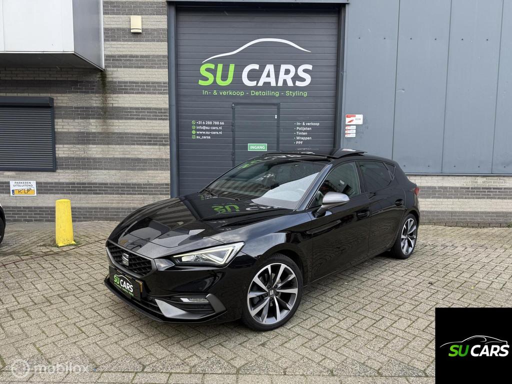 Seat Leon 1.5 eTSI FR NAP|PANO|Sensoren|ACC, Auto's, Seat, Stof, 4 cilinders, 150 pk, Zwart