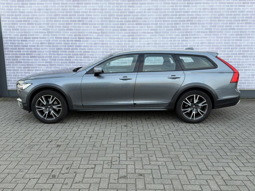 Volvo V90 Cross Country T5 250 pk AWD Automaat | Trekhaak 24, Auto's, 12 maanden, Stof, Euro 6, 4 cilinders