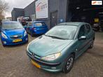 Peugeot 206 1.4 XT NW APK 6-5-2027 CARPLAY 5 DEURS, Voorwielaandrijving, 31 €/maand, 4 cilinders, Origineel Nederlands