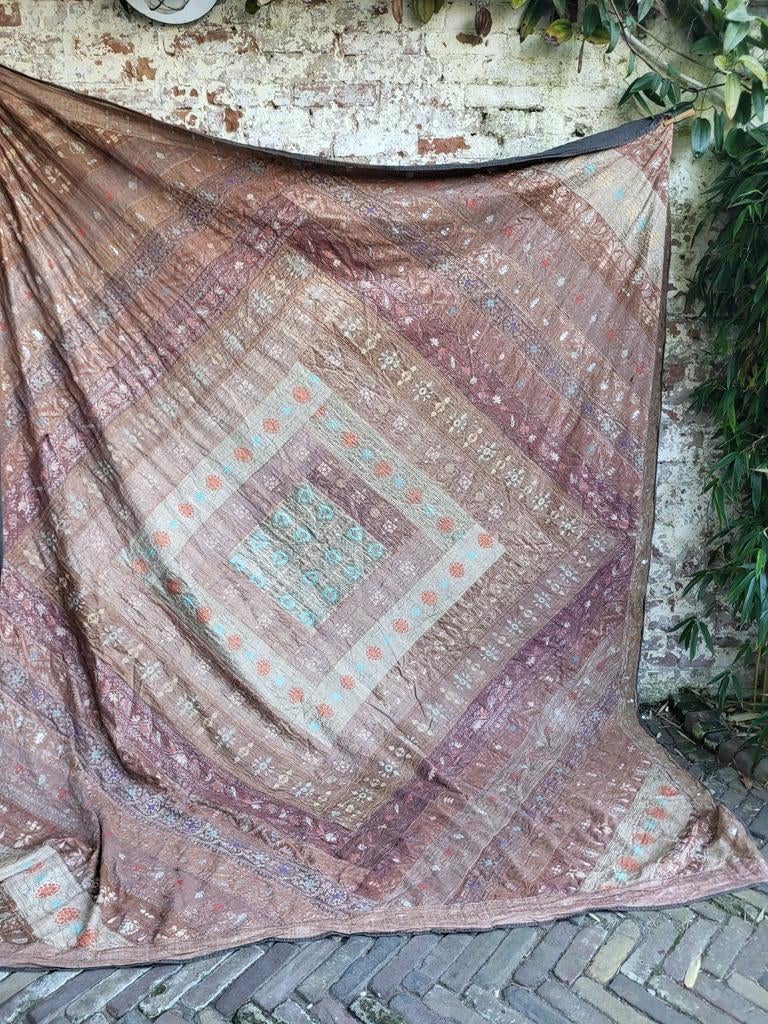 oud patchwork kleed/ grand foulard / allegonda, Huis en Inrichting, Ophalen of Verzenden, Rechthoekig, 200 cm of meer