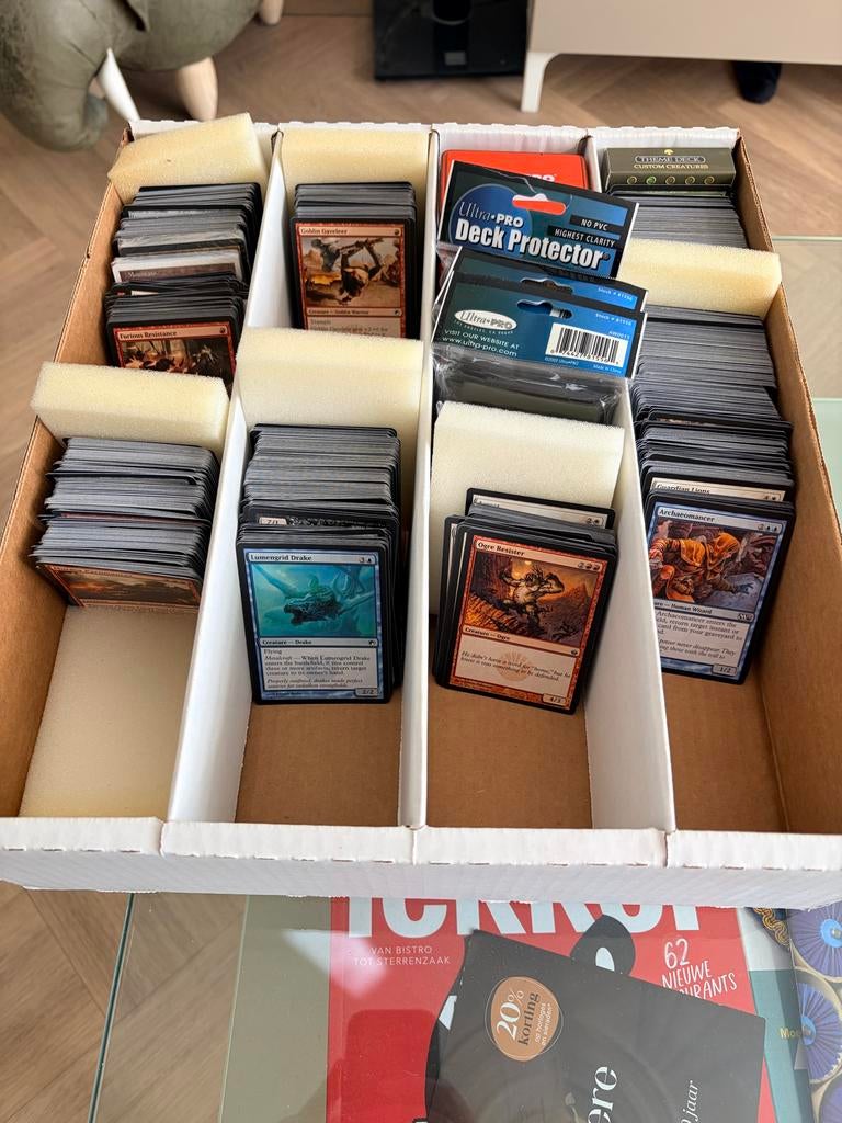 Magic the Gathering kaarten, deck protectors & opbergdoos, Ophalen, Gebruikt, Meerdere kaarten