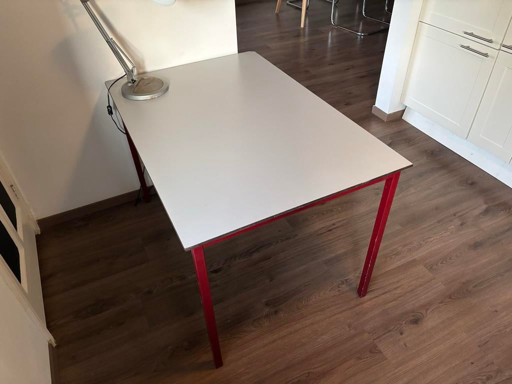 Stevige tafel (120x80x75cm) - Simpel en functioneel, Ophalen, 50 tot 100 cm, 100 tot 150 cm, Zo goed als nieuw