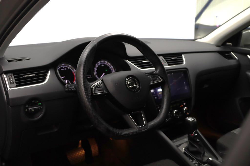 Skoda Octavia Combi 1.5 TSI 150 PK Automaat Greentech Style, 12 maanden, Stof, Gebruikt, Origineel Nederlands