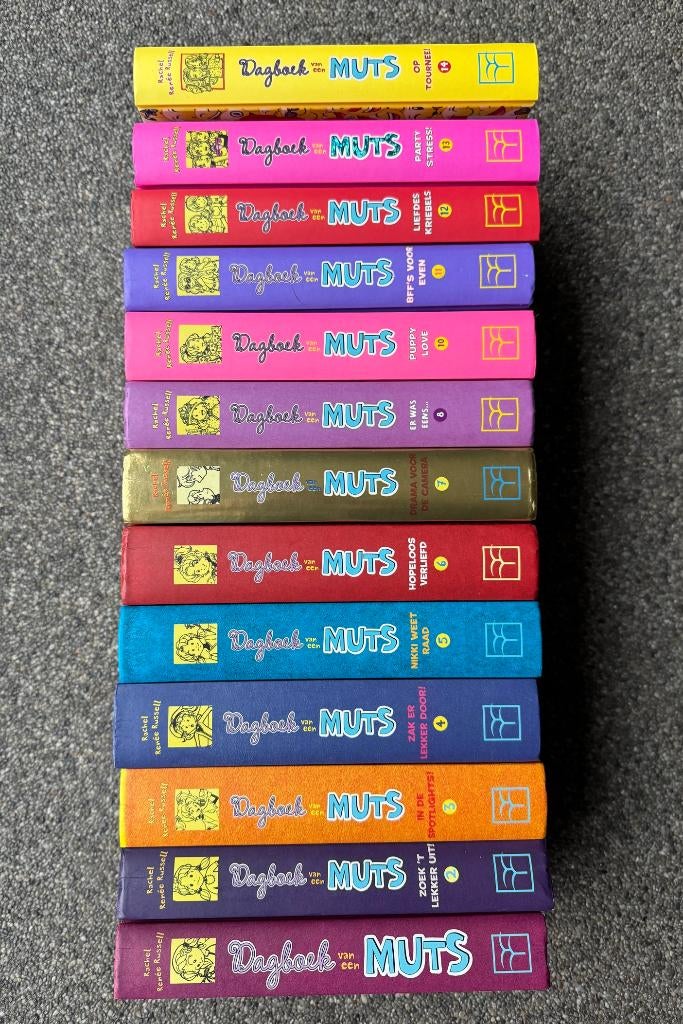 Dagboek van een muts, delen 1 t/m 14 (behalve 9), Ophalen of Verzenden, Zo goed als nieuw, Fictie