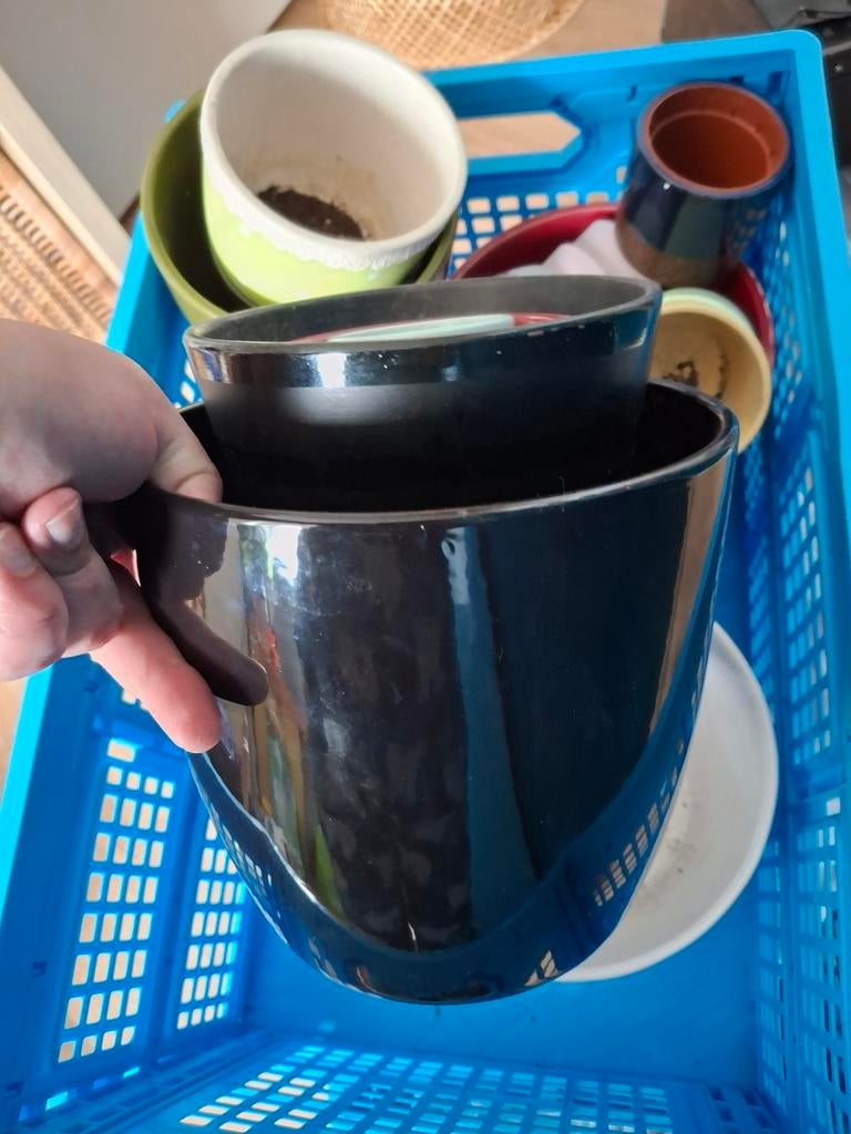 Gratis, Ophalen of Verzenden, Overige materialen, Pot, Bus of Blik