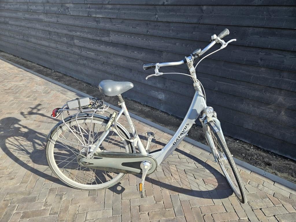 Batavus elektrische fiets dames  met lader, Fietsen en Brommers, Elektrische fietsen, Ophalen, Minder dan 30 km per accu, Gebruikt