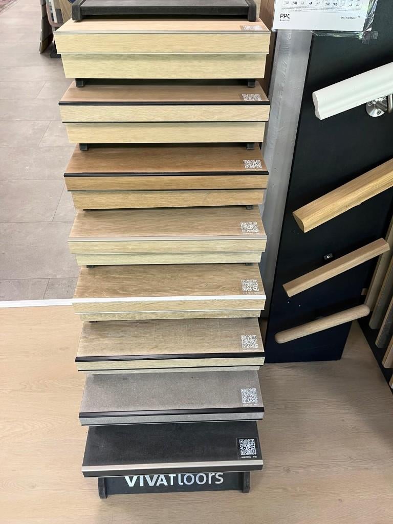 Trap met PVC bekleden? Vraag nu vrijblijvend prijs aan, Rechthoekig, Nieuw, 200 cm of meer, 50 tot 100 cm