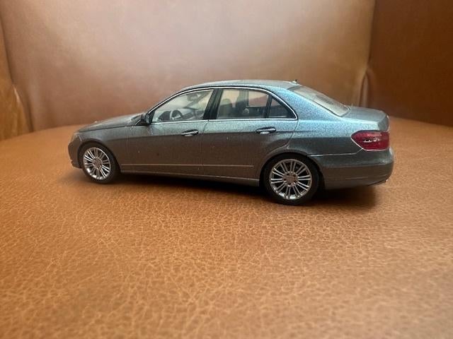 Mercedes E Klasse W 212 1:43 Schuco, Ophalen of Verzenden, Nieuw, Auto, Schuco