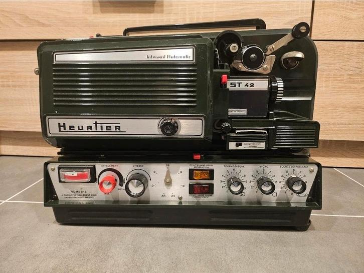 Vintage Heurtier ST42 Super 8 Filmprojector, Verzamelen, Fotografica en Filmapparatuur, Projector, Ophalen of Verzenden